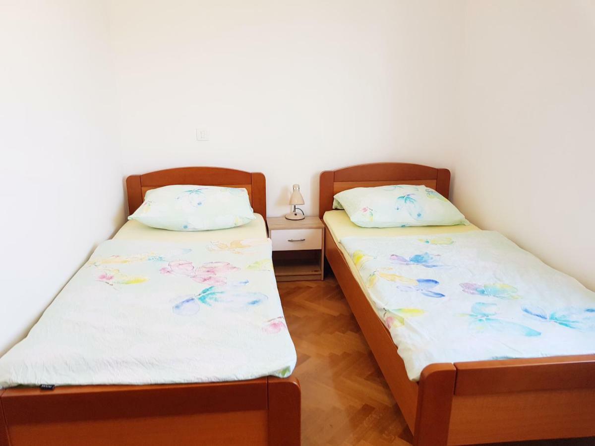 Apartmani Subasic Rubesi ภายนอก รูปภาพ