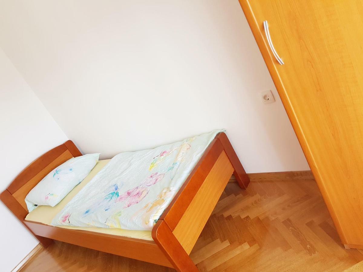 Apartmani Subasic Rubesi ภายนอก รูปภาพ